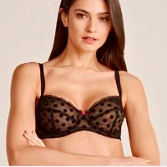 L'Agent Agent Provocateur Balconette Bra & Thong. L'Agent Agent Provocateur Gold - Picture 13 of 16